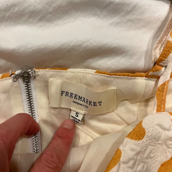 Yellow floral jacquard crop top - Picture 6 of 6